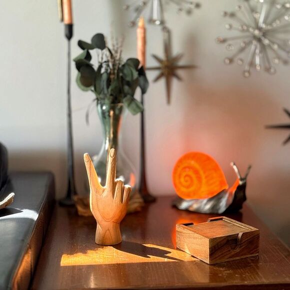 Carved Wooden Peace Sign Hand Gesture Statue Natural Finish 7.75 Inches High - Picture 6 of 10